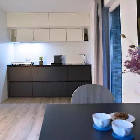 In Refrath Bei Koeln דירה